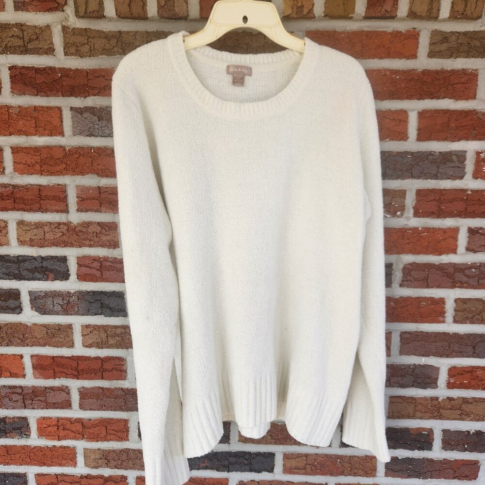 Plus Size White Stag Pullover Sweater